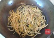 金针菜的做法,家常美味与营养功效全解析”